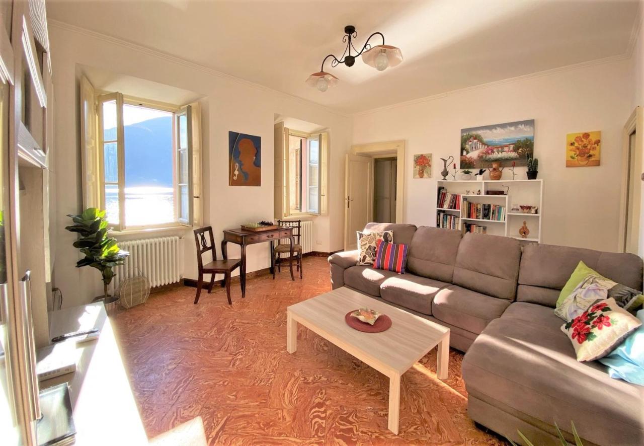 Villino De Wels Aparment In Tremezzo Apartment ภายนอก รูปภาพ